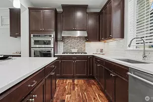 18726 43rd Dr SE, Bothell, WA 98012 - Photo 9