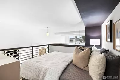 4422 Bagley Avenue N #216, Seattle, WA 98103 - Photo 9