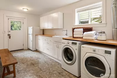 5701 30th Avenue NE, Seattle, WA 98105 - Photo 25