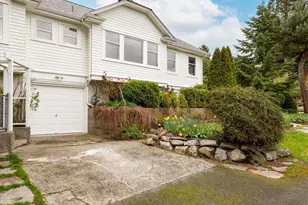 5701 30th Ave NE, Seattle, WA 98105 - Photo 29