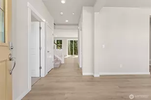 4010 98th Ave Ct E, Edgewood, WA 98371 - Photo 9