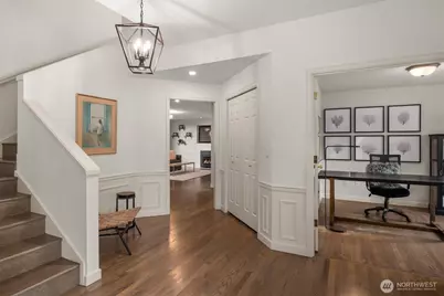 10330 NE 151st Place, Bothell, WA 98011 - Photo 9