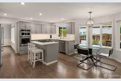 10330 NE 151st Place, Bothell, WA 98011 - Photo 13