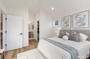 1004 N 48th St, Seattle, WA 98103 - Photo 13