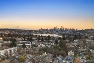 1004 N 48th St, Seattle, WA 98103 - Photo 17