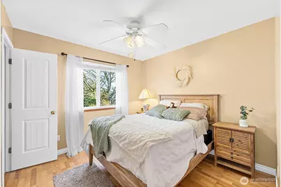 1312 203rd Avenue E, Lake Tapps, WA 98391 - Photo 17