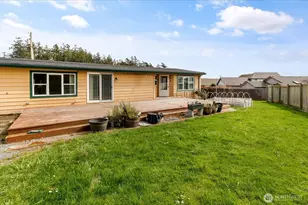 801 Walker Ave, Oak Harbor, WA 98277 - Photo 21