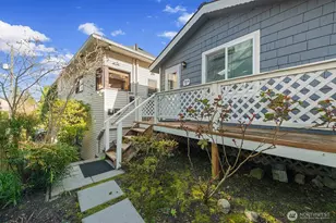 7818 Stroud Ave N, Seattle, WA 98103 - Photo 25