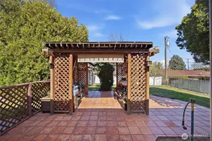 1840 W 11th Ave, Kennewick, WA 99337 - Photo 7