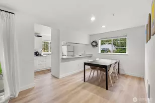 23325 Cedar Way, Mountlake Terrace, WA 98043 - Photo 9