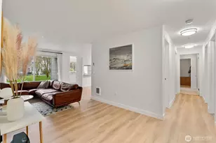 23325 Cedar Way, Mountlake Terrace, WA 98043 - Photo 5