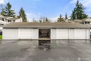 23325 Cedar Way, Mountlake Terrace, WA 98043 - Photo 27