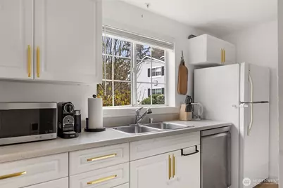 23325 Cedar Way #G105, Mountlake Terrace, WA 98043 - Photo 13