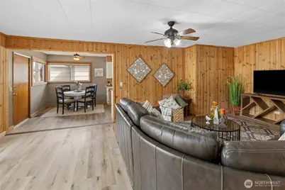 107 W 2nd Street, Cle Elum, WA 98922 - Photo 5