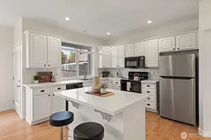 765 Vashon Ave NE, Renton, WA 98059 - Photo 9