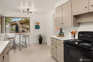 3818 NE 94th St, Seattle, WA 98115 - Photo 15