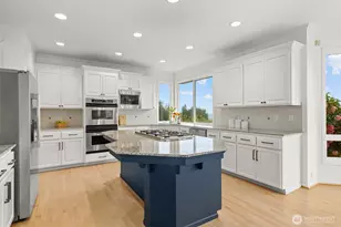 35204 SE Augusta Pl, Snoqualmie, WA 98065 - Photo 7