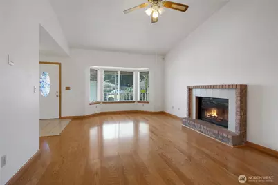 11920 4th Avenue E, Tacoma, WA 98445 - Photo 5