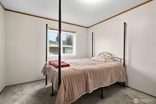 139 NE Saturn Ln, Bremerton, WA 98311 - Photo 15