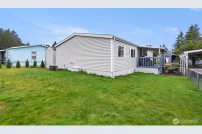 139 NE Saturn Lane, Bremerton, WA 98311 - Photo 29