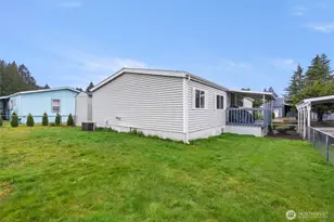 139 NE Saturn Ln, Bremerton, WA 98311 - Photo 29