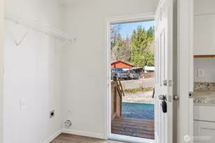 201 Albert St, Wilkeson, WA 98396 - Photo 19