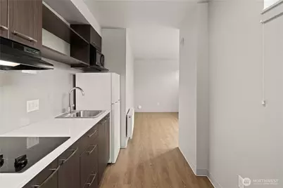 1814 E John Street, Seattle, WA 98112 - Photo 9