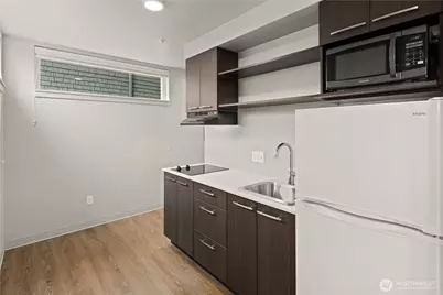 1814 E John Street, Seattle, WA 98112 - Photo 11