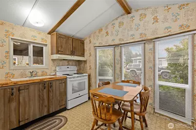 725 37th Street SE #31, Auburn, WA 98002 - Photo 7