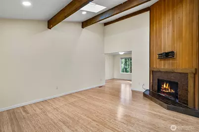 13009 SE 49th Street, Bellevue, WA 98006 - Photo 5