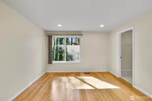 13009 SE 49th St, Bellevue, WA 98006 - Photo 31