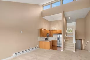 5829 NE 75th St, Seattle, WA 98115 - Photo 5