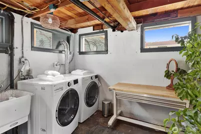 8333 27th Avenue NW, Seattle, WA 98117 - Photo 17