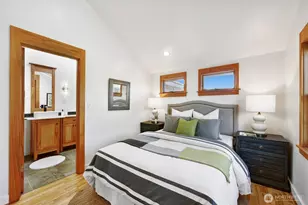 8333 27th Ave NW, Seattle, WA 98117 - Photo 15