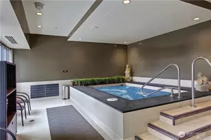 910 Lenora St, Seattle, WA 98121 - Photo 13