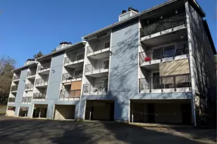 2411 S 248th St, Kent, WA 98032 - Photo 3