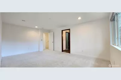 2417 Sahalee Drive W, Sammamish, WA 98074 - Photo 25