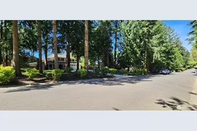 2417 Sahalee Drive W, Sammamish, WA 98074 - Photo 3