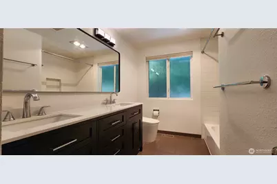 2417 Sahalee Drive W, Sammamish, WA 98074 - Photo 27