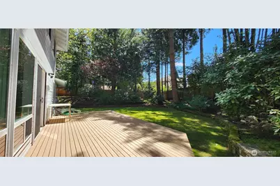 2417 Sahalee Drive W, Sammamish, WA 98074 - Photo 29