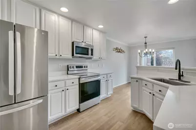 10030 Holly Drive #122, Everett, WA 98204 - Photo 15