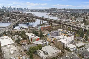 4046 8th Ave NE, Seattle, WA 98105 - Photo 39