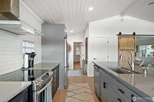 101 NE Lynnwood Loop, Belfair, WA 98528 - Photo 9