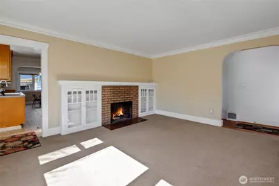 864 S Fife Street, Tacoma, WA 98405 - Photo 5