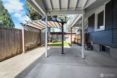 864 S Fife Street, Tacoma, WA 98405 - Photo 33