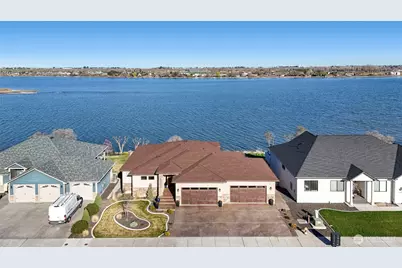 4065 NE Edwards Drive, Moses Lake, WA 98837 - Photo 3