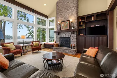 4827 Bayshore Lane NW, Olympia, WA 98502 - Photo 9