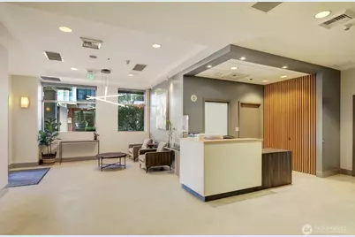 1100 106th Avenue NE #801, Bellevue, WA 98004 - Photo 5