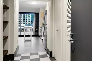 1100 106th Ave NE, Bellevue, WA 98004 - Photo 7