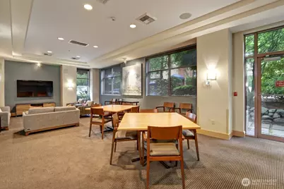 1100 106th Avenue NE #801, Bellevue, WA 98004 - Photo 23
